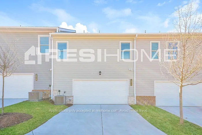 3038 Faireno Pl — Photo 15