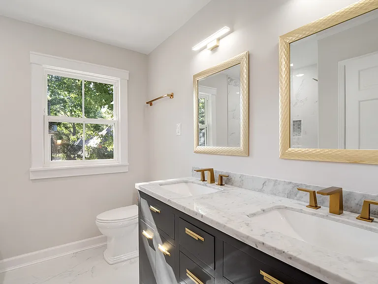 519 Thorn Ridge Cv — Photo 37