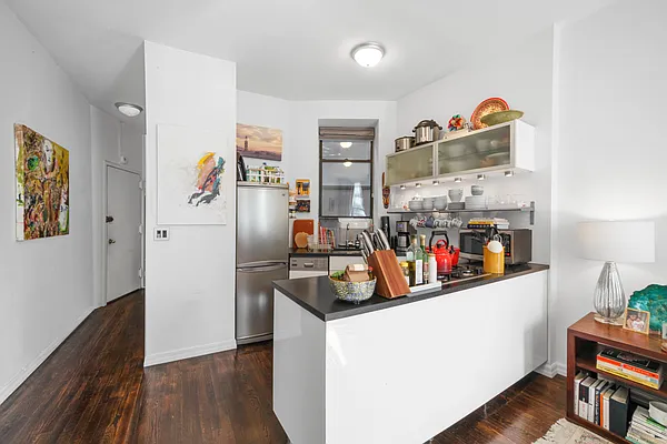 Rented by SPORN GROUP LLC | media 5