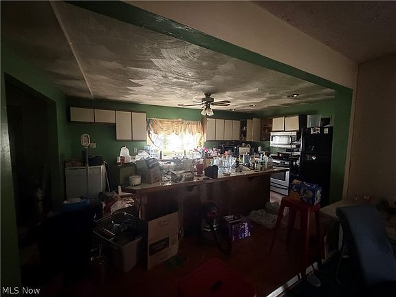 4th image of 18062 Blandford Rd