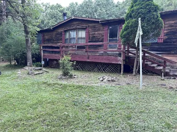 1150 Gale Dr, Wisconsin Dells, WI 53965