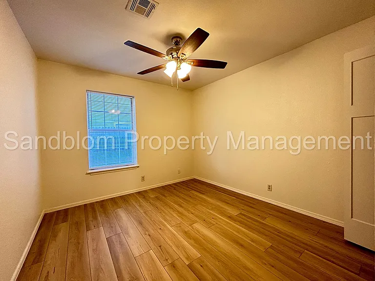 8928 E 87th Pl — Photo 12