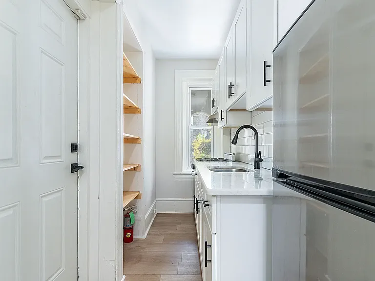 400 E Vernon Rd #D31 — Photo 12