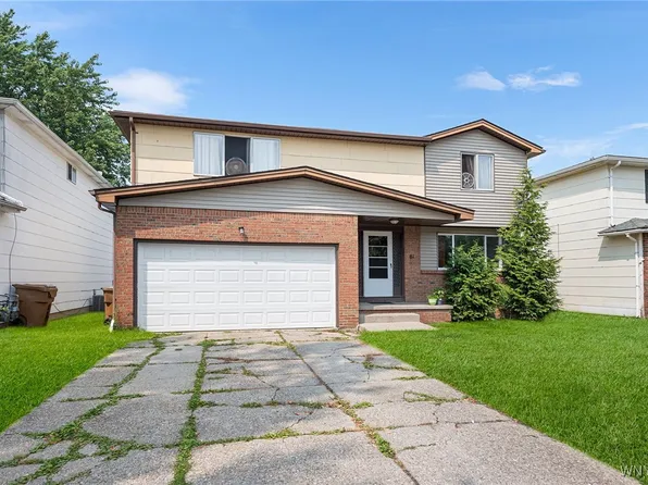 81 Sebring Dr, Depew, NY 14043