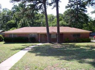 1 Libby Ln, Longview, TX 75602