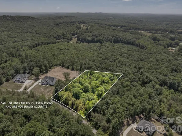 523 Alex D Owens Dr, Kings Mountain, NC 28086