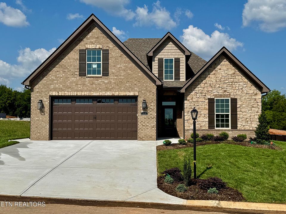 1st image of 356 Rugby Manor Ln