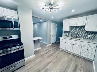 206 Sisson St #1, Providence, RI 02909