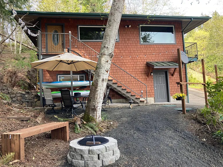 361 E Big Skookum Rd — Photo 2