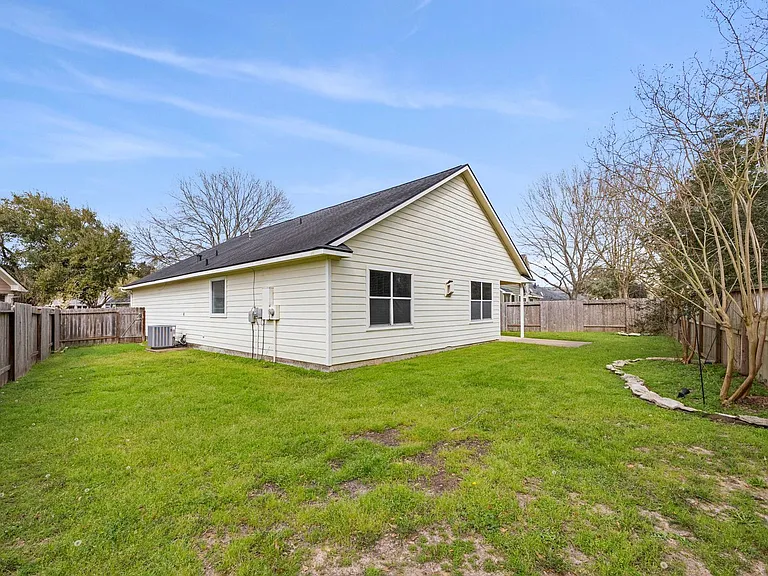 15823 Stiller Park Dr — Photo 26