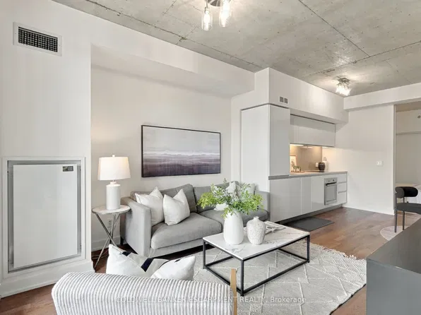 20 Minowan Miikan Ln #628, Toronto, ON M6J 0E5