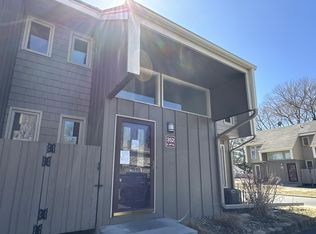 352 E 44th St, Minneapolis, MN 55409