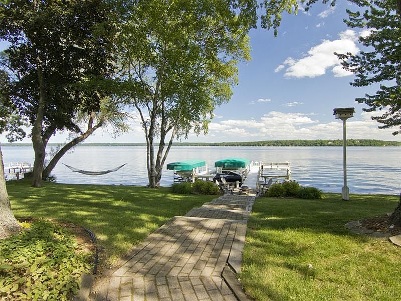 290 Forest Ave, Green Lake, WI 54941 Zillow