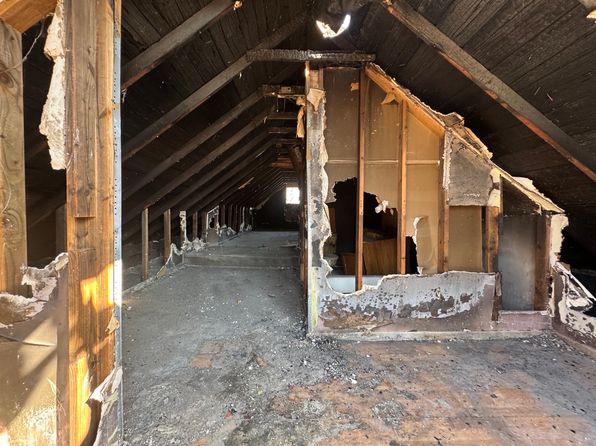 chicago-illinois-2120522629 picture