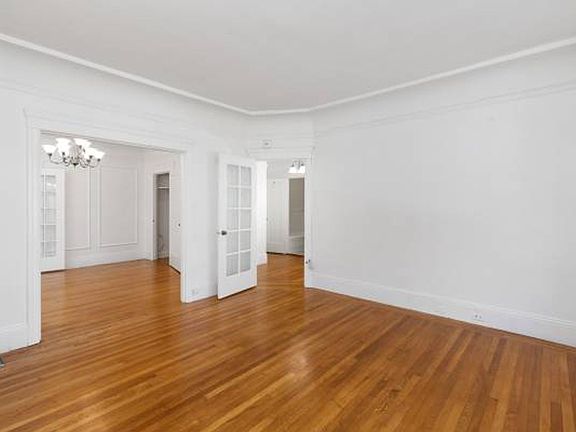 3rd image of 2395 Pacific Ave #963R