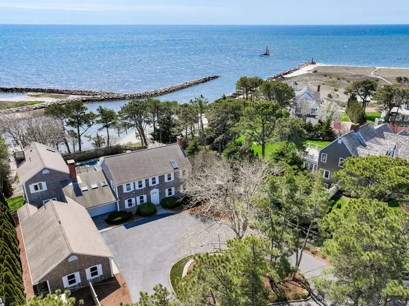 11 Nons Road, Harwich Port, MA 02646