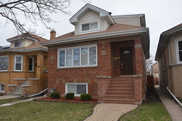 1st image of 3117 N 77th Ave