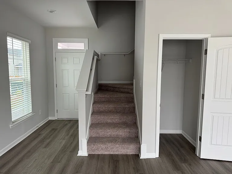 105 Fenway St — Photo 11