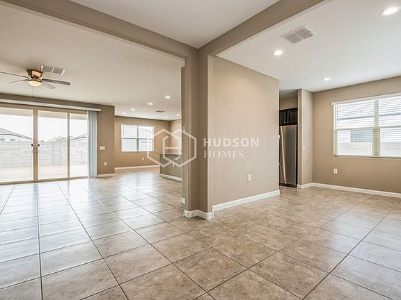 4th image of 30151 W Clarendon Ave