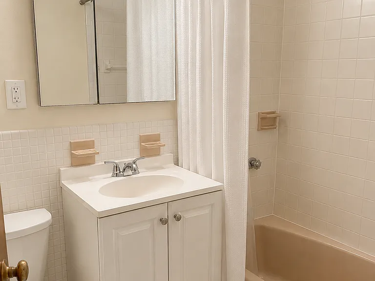 1819 Beacon St #5 — Photo 8