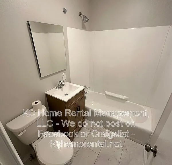1648 Jefferson St — Photo 19