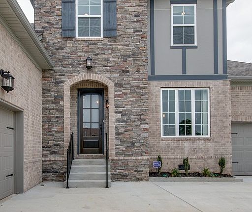 2nd image of 8 Elissa Pl Lot 8