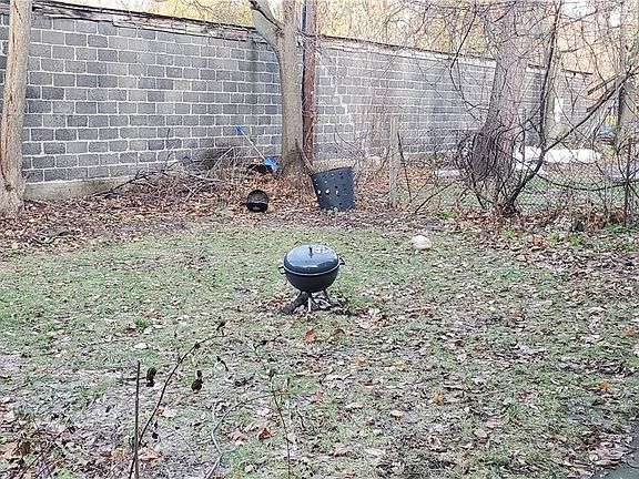 3rd image of 44 Park Ave APT 3