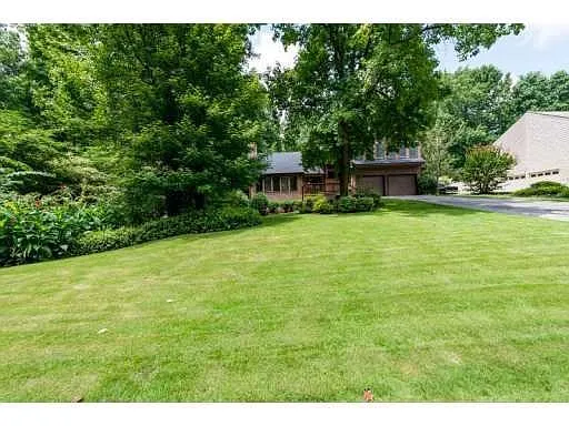 47 Lake Latimer Dr NE photo 1
