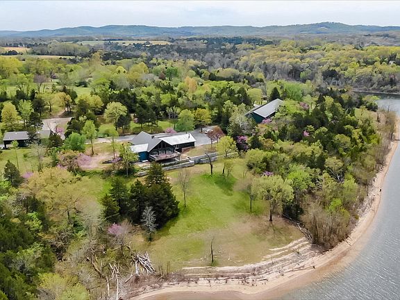 5th image of 27564 Farm Road 1200