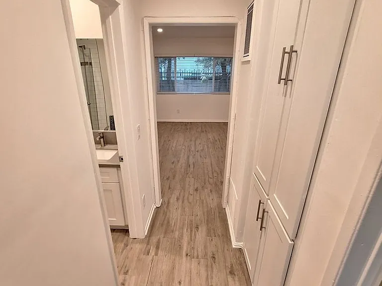 12625 Pacific Ave #4 — Photo 12
