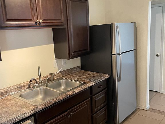 5th image of 14157 Drakes Point Dr