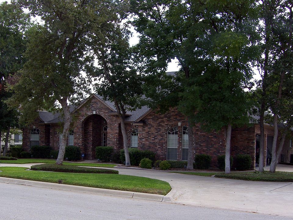 Garage View