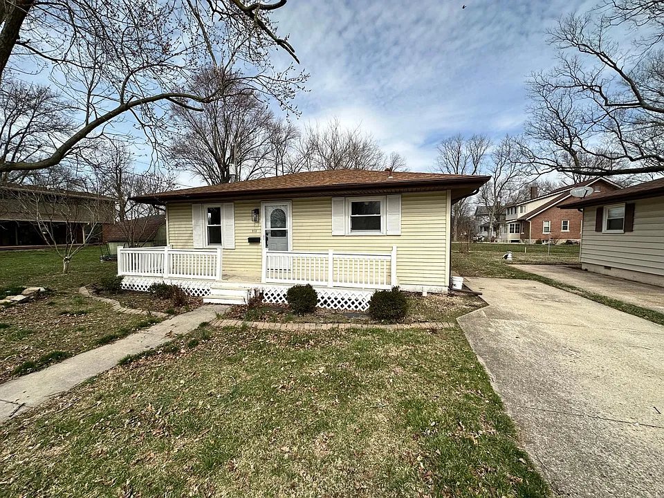 213 Campus Dr