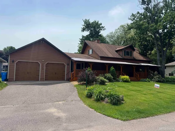 2043 Orchard St, Marquette, MI 49855