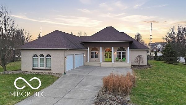 1st image of 599 Tradewind Dr