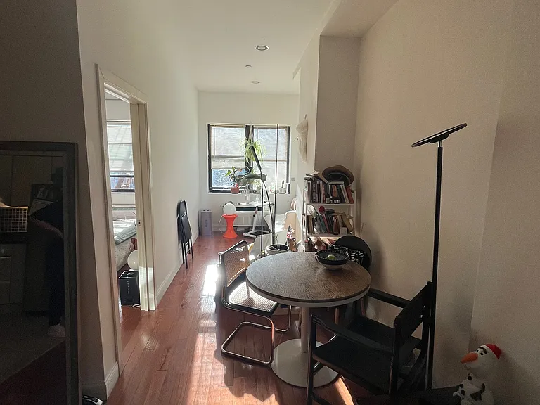 256 W 135th St #3R — Photo 2