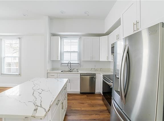 5th image of 2119 Chippewa St