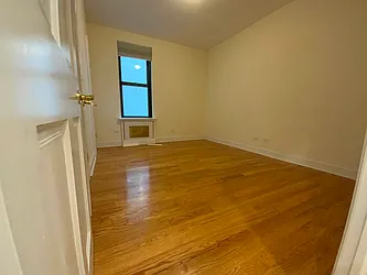 Rented by ONE Manhattan Real Estate