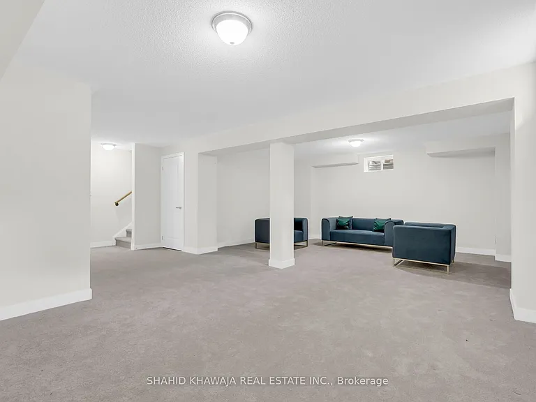 641 Leatherleaf Lndg — Photo 38