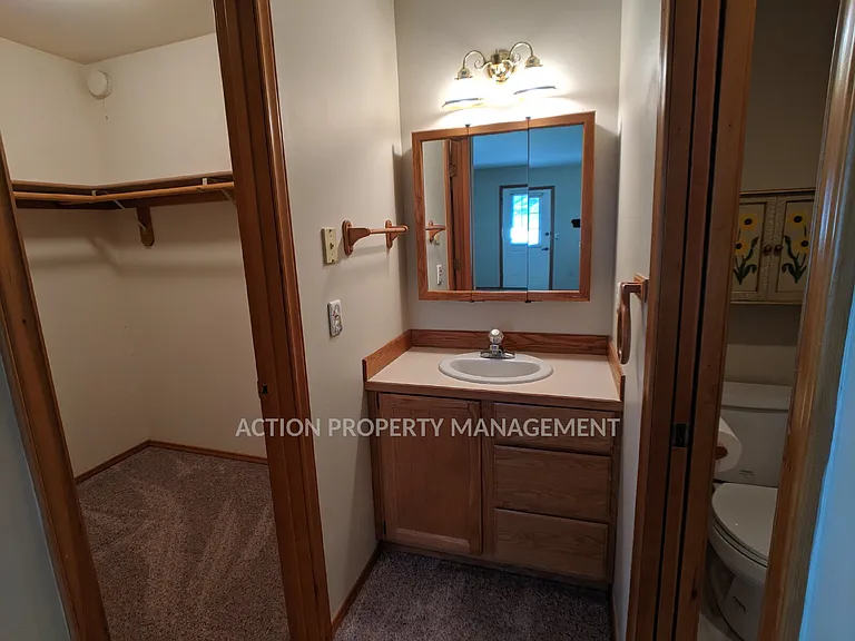 882 N Oxford Way — Photo 24