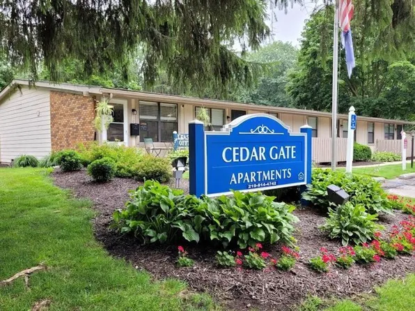 446 Cedargate Ct #446, Michigan City, IN 46360