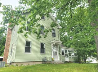 85 W Main St, Groton, MA 01450