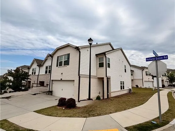 3915 Holland Grove Rd, Lawrenceville, GA 30044