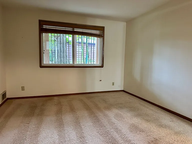 7111 Linden Ave N #102 — Photo 15