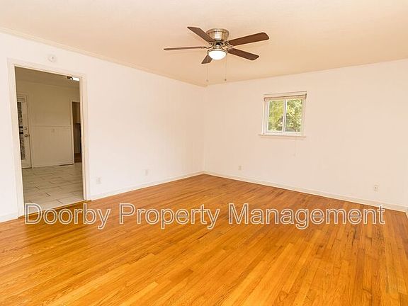 2nd image of 833 Ashland Ter #A