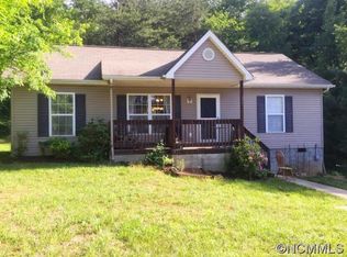 37 Rocking Porch Ln, Asheville, NC 28805
