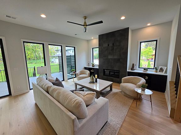 4th image of 40 Lilah Ln