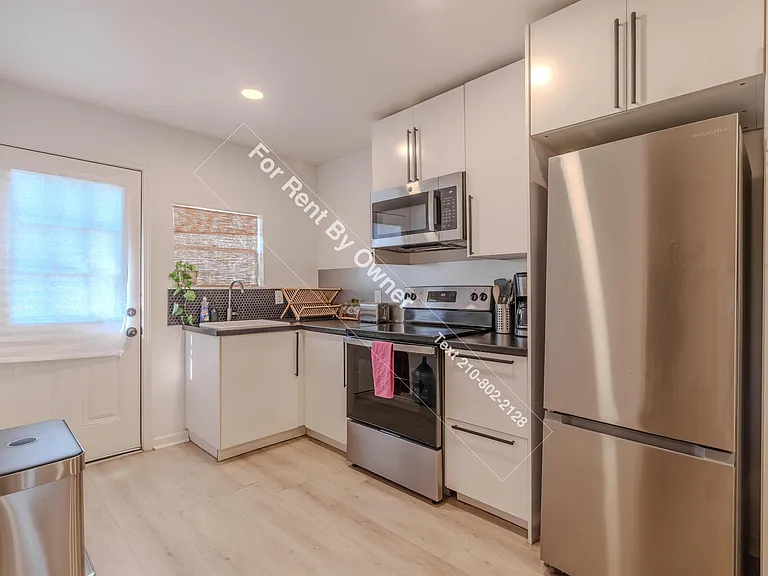 807 Dreiss St — Photo 7