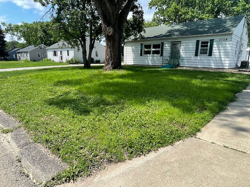 1st image of 2719 Markay St SE