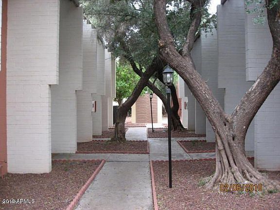 3rd image of 1801 W Tuckey Ln APT 17